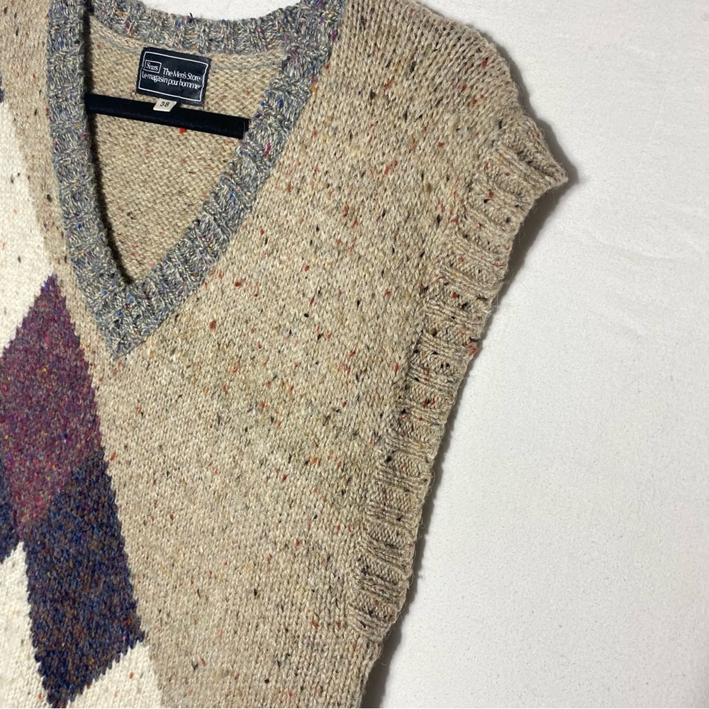 Vintage Sears The Men’s Store Tan Grey Burgundy Argyle Sweater Vest S - Picture 7 of 15